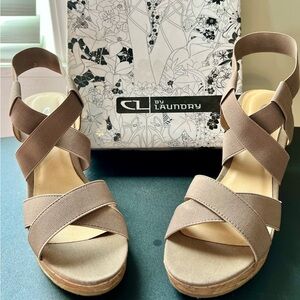 CL by Laundry - Taupe size 8